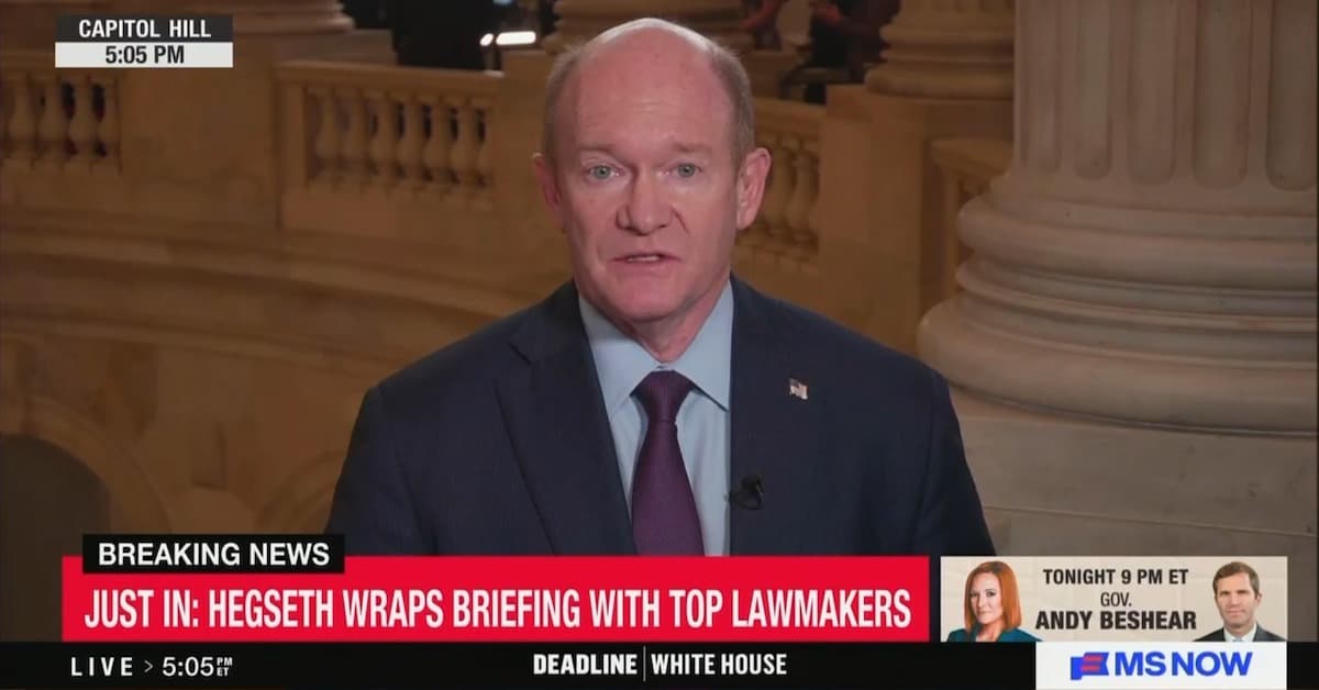 Senator Claims Trump Is ‘Sleepwalking Us Into a War’ With Venezuela for Its Oil