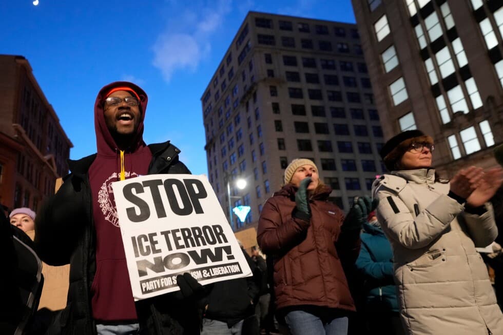 Sen. Susan Collins announces end to ICE large-scale operations in Maine after talks with Noem - AP News