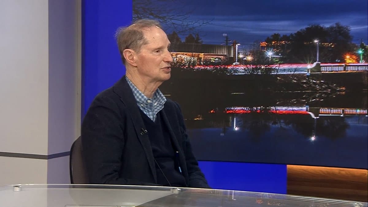 Senator Wyden demands answers on national voter database initiative