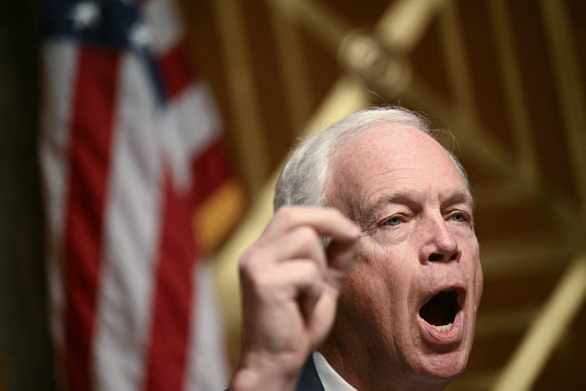 MAGA Senator Accuses Minnesota A.G. of Causing Alex Pretti’s Death