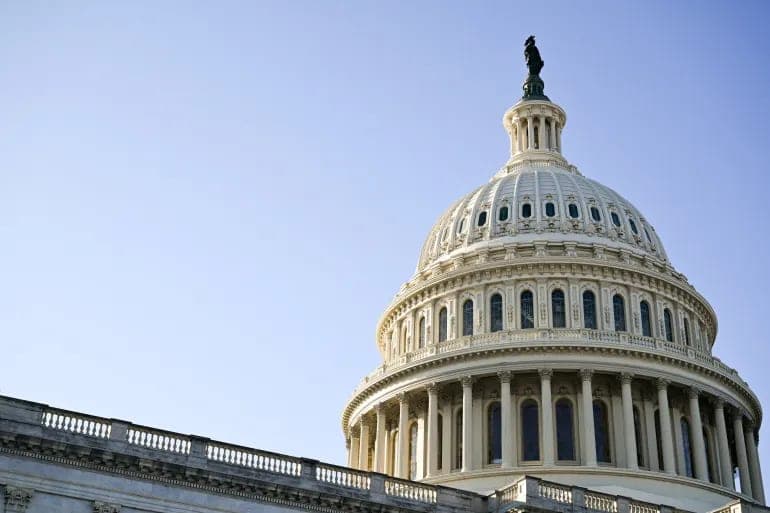Senate extends surveillance powers until April 30 after chaotic votes in House