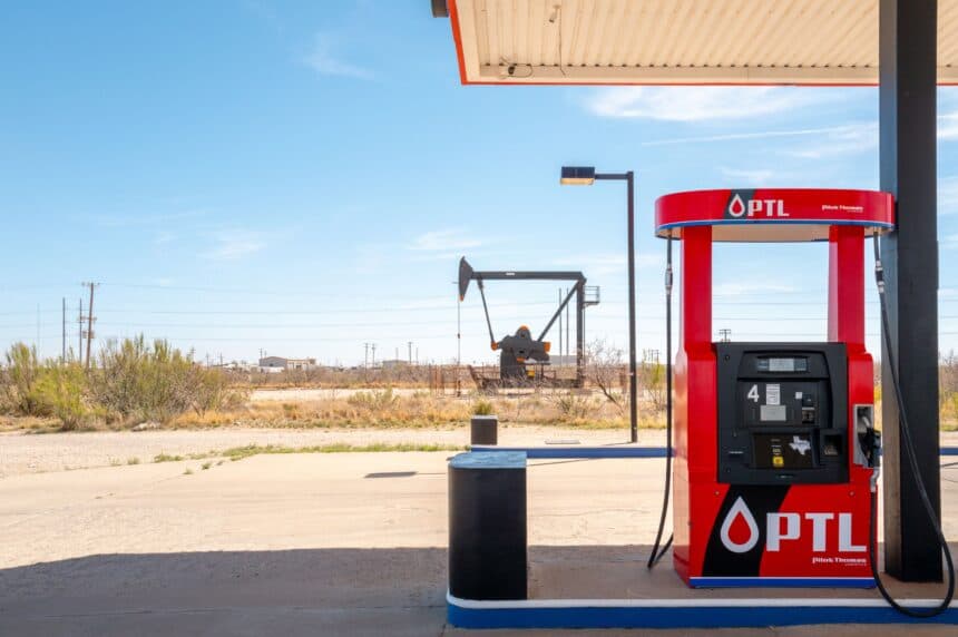 High gas prices become another midterm warning sign for Republicans