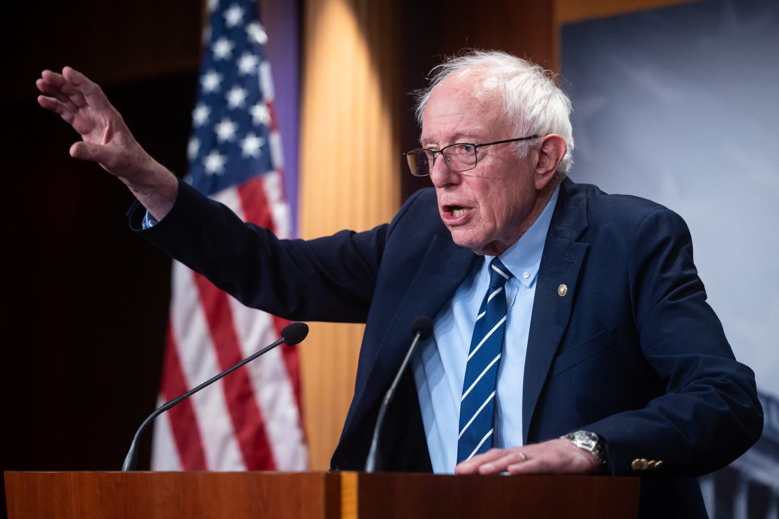 More Senate Democrats Are Breaking With Israel, In a Major Party Shift
