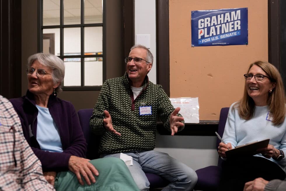 How Graham Platner is using trivia games and happy hours to help power his Maine Senate campaign - AP News