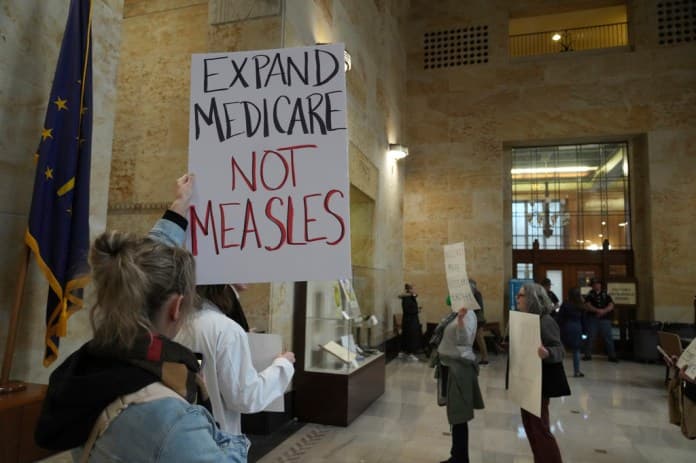 Democrat doctors run anti-MAHA campaigns for midterm elections