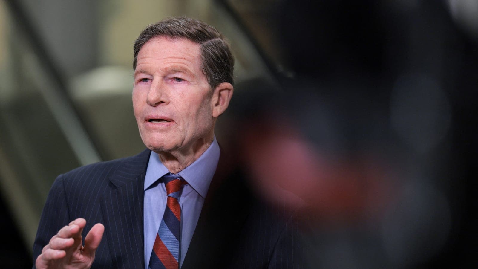 Democratic senator says Trump on 'path toward deploying' US troops in Iran
