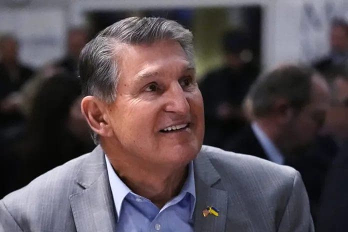 Manchin ‘rooting’ for GOP to keep Senate over fear Democrats will blow up filibuster