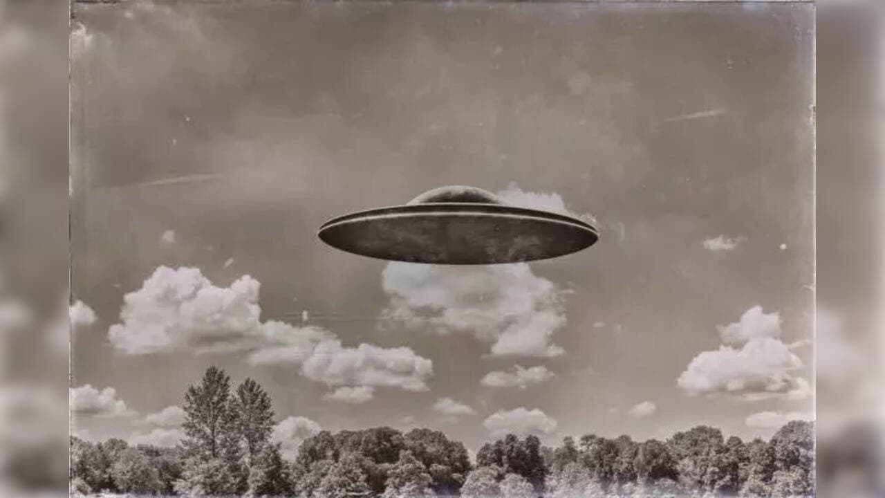 10 US Scientists Researching UFOs Dead or Missing Since 2023 - White House to Investigate