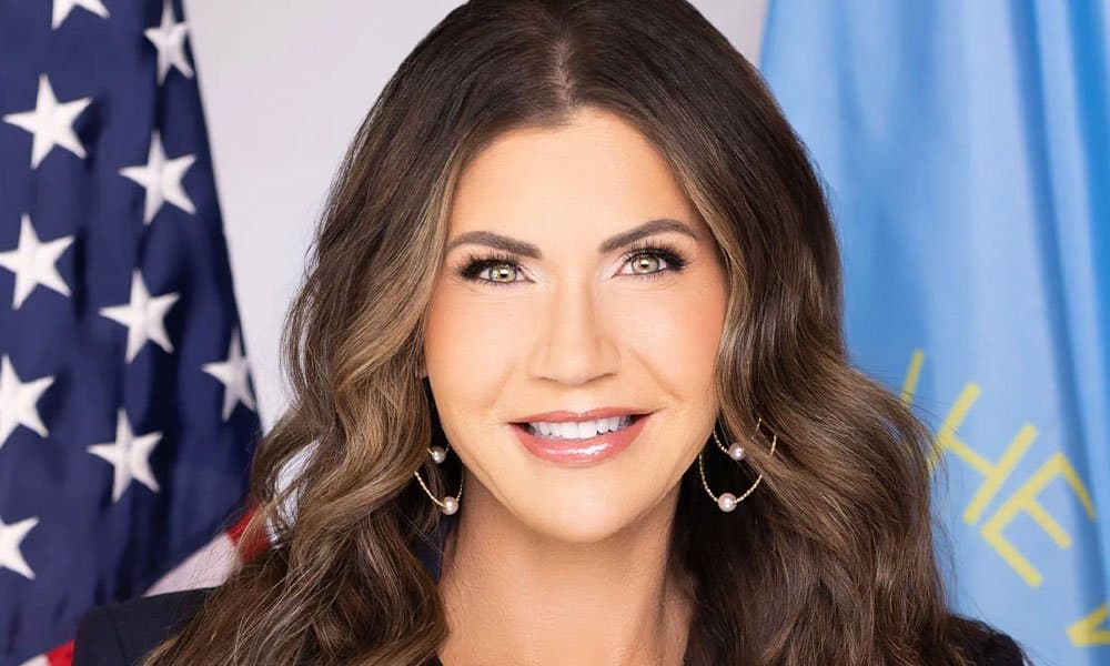 Kristi Noem’s ‘Glamour Shots’ Removed From DHS Halls — Staff Celebrate