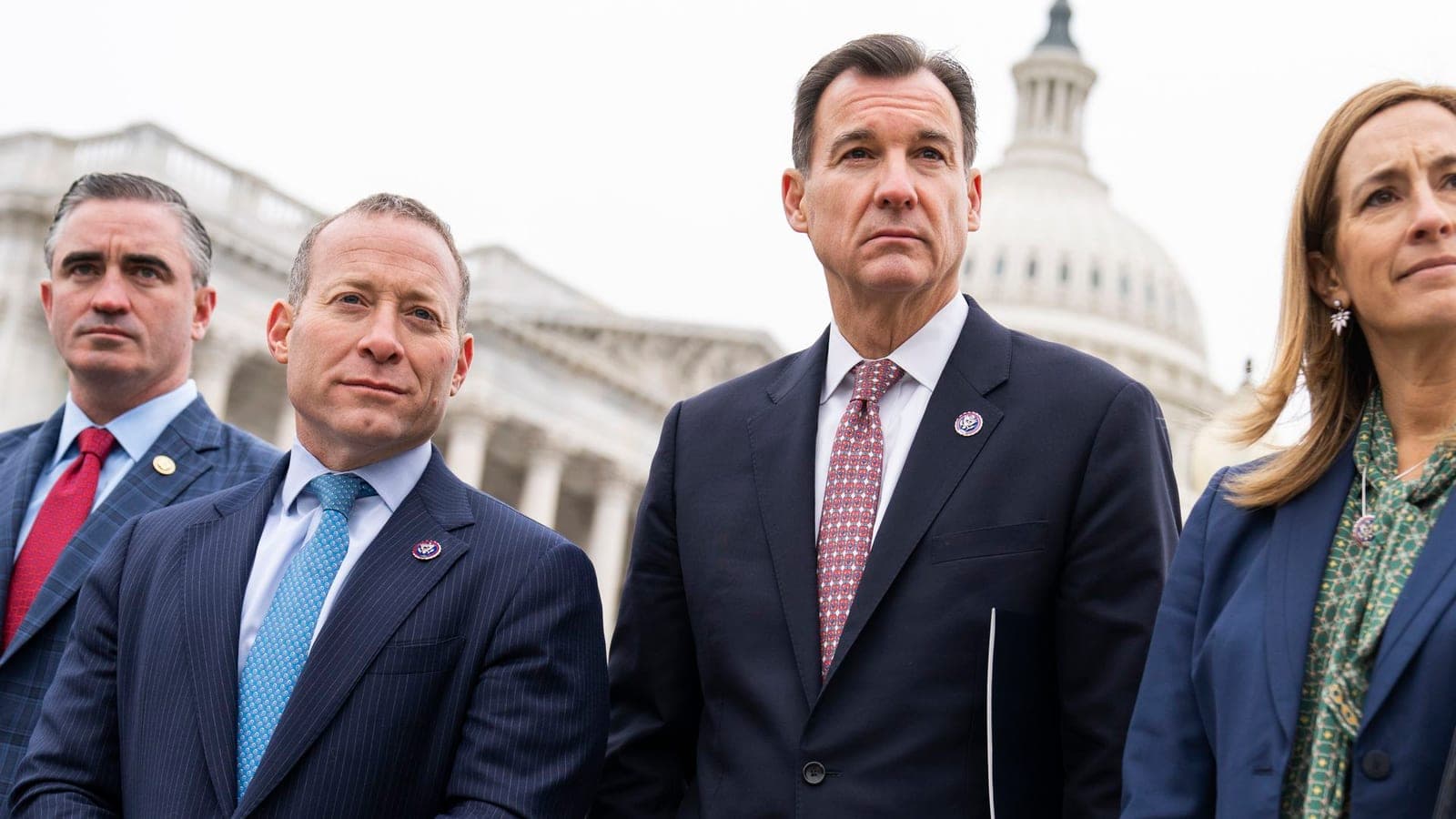 A group of House Democrats and Republicans is floating a plan to end the shutdown - Axios