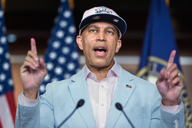 'Playing With Fire': Dems Are Turning on Each Other Again, As Glorious Internal Chaos Continues