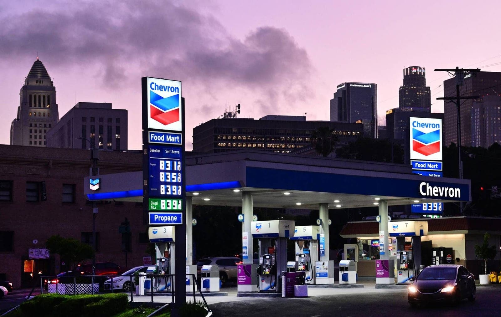 Big Oil Windfall Tax Would Return ‘Egregious’ Iran War Profits to Struggling US Families