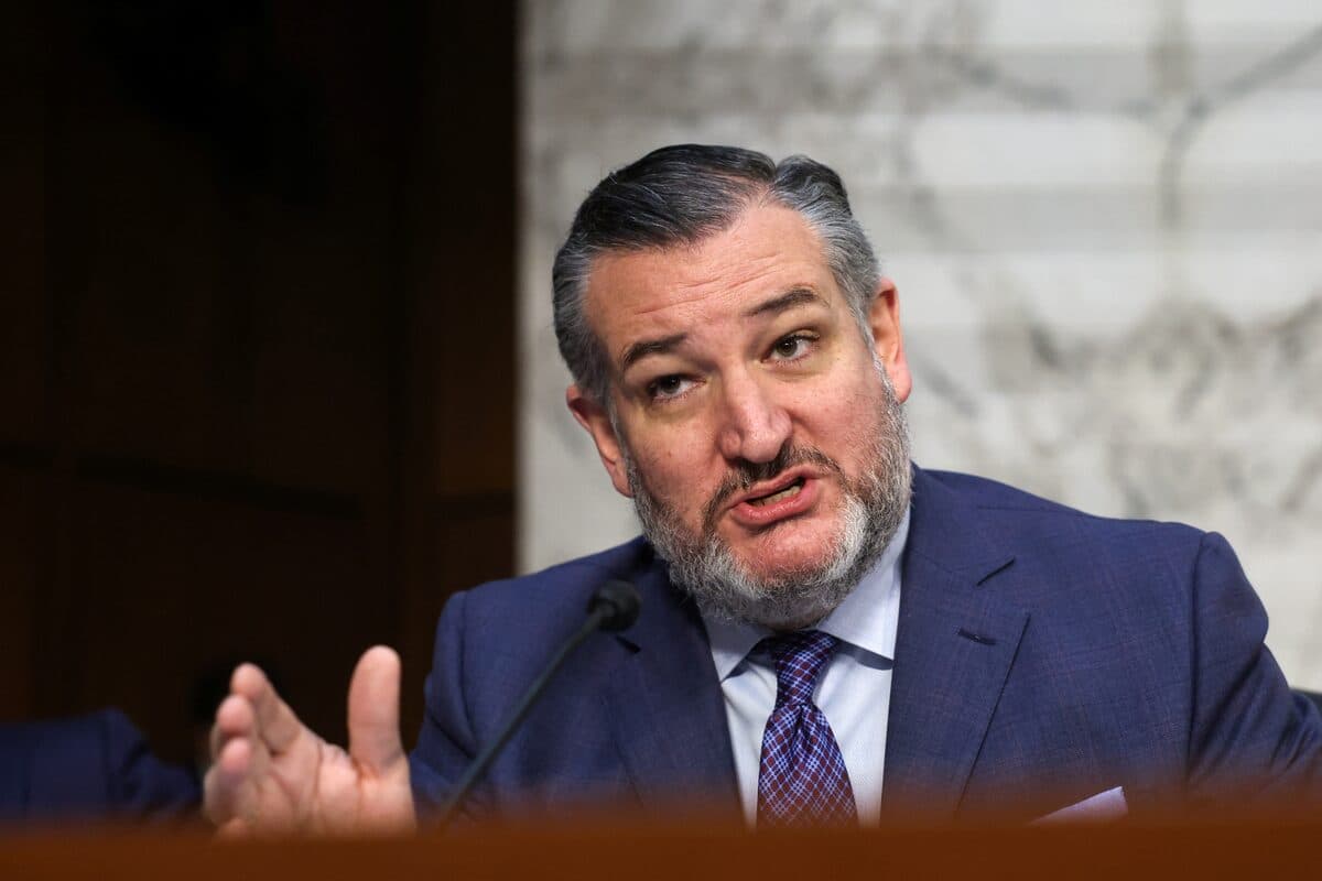 US Senator asks for probe on whether China is trying to thwart US spectrum efforts - Reuters